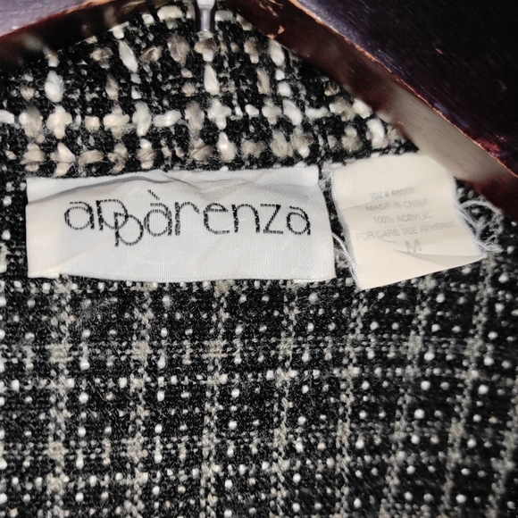 BLAZER (INTERNATIONAL) - Picture 2 of 10